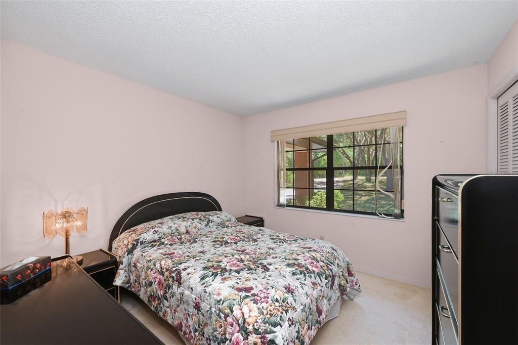 For Sale: $575,000 (3 beds, 2 baths, 1612 Square Feet)