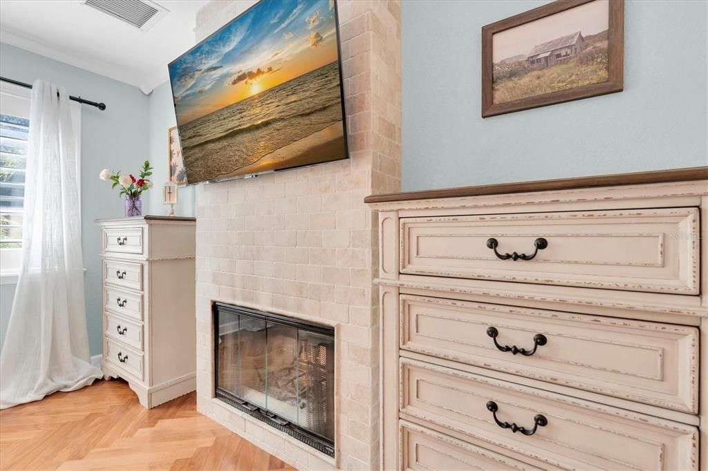 For Rent: $6,800 (3 beds, 2 baths, 2189 Square Feet)