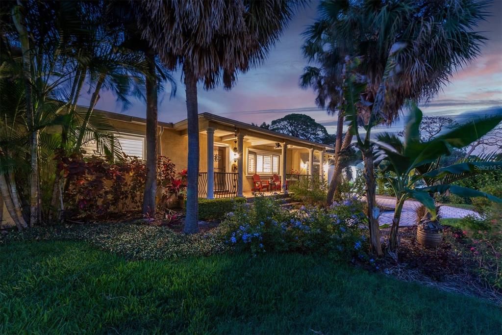 For Rent: $6,800 (3 beds, 2 baths, 2189 Square Feet)