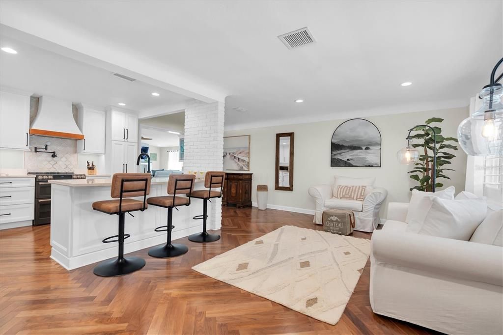 For Rent: $6,800 (3 beds, 2 baths, 2189 Square Feet)