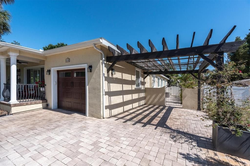 For Rent: $6,800 (3 beds, 2 baths, 2189 Square Feet)