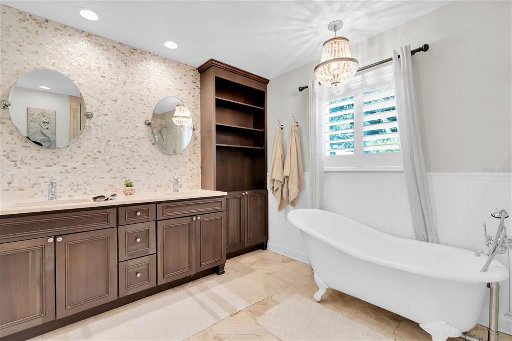 For Rent: $6,800 (3 beds, 2 baths, 2189 Square Feet)
