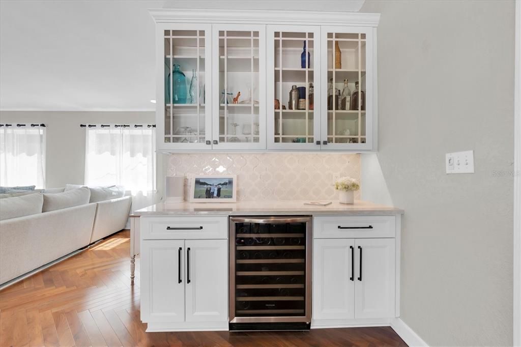 For Rent: $6,800 (3 beds, 2 baths, 2189 Square Feet)