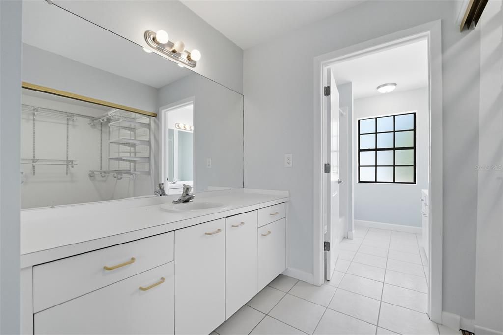 For Rent: $4,500 (3 beds, 3 baths, 1804 Square Feet)