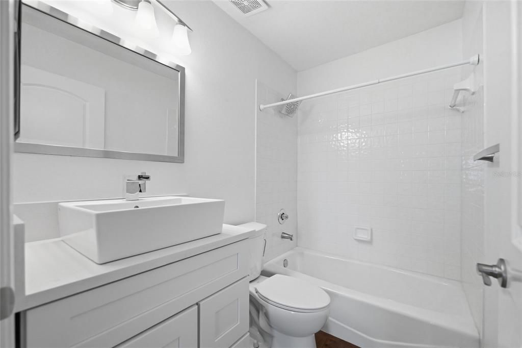 For Rent: $4,500 (3 beds, 3 baths, 1804 Square Feet)