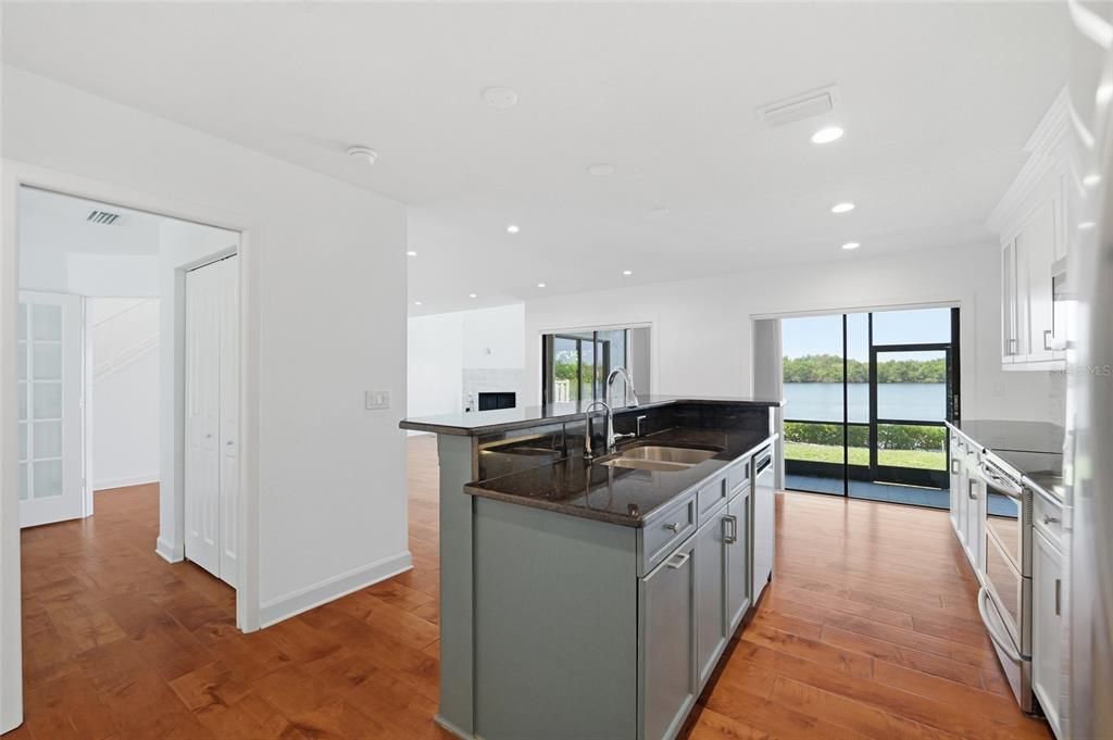 For Rent: $4,500 (3 beds, 3 baths, 1804 Square Feet)