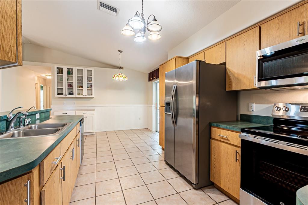 Active With Contract: $499,000 (4 beds, 2 baths, 2310 Square Feet)