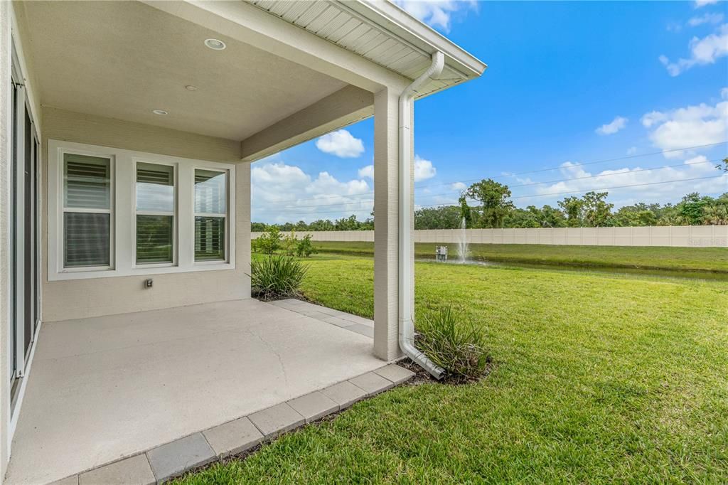 For Sale: $485,000 (4 beds, 2 baths, 2003 Square Feet)
