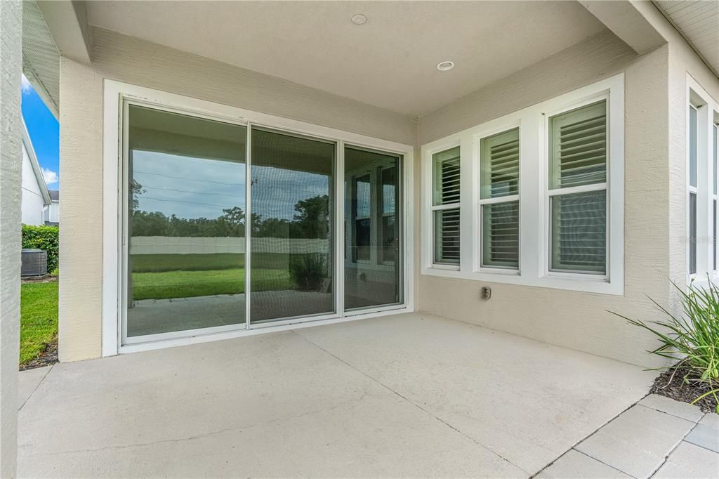 For Sale: $485,000 (4 beds, 2 baths, 2003 Square Feet)