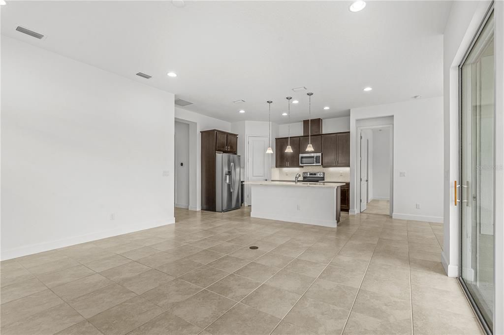 For Sale: $485,000 (4 beds, 2 baths, 2003 Square Feet)