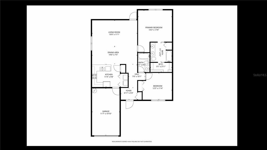 На продажу: $209,900 (2 спален, 2 ванн, 1226 Квадратных фут)