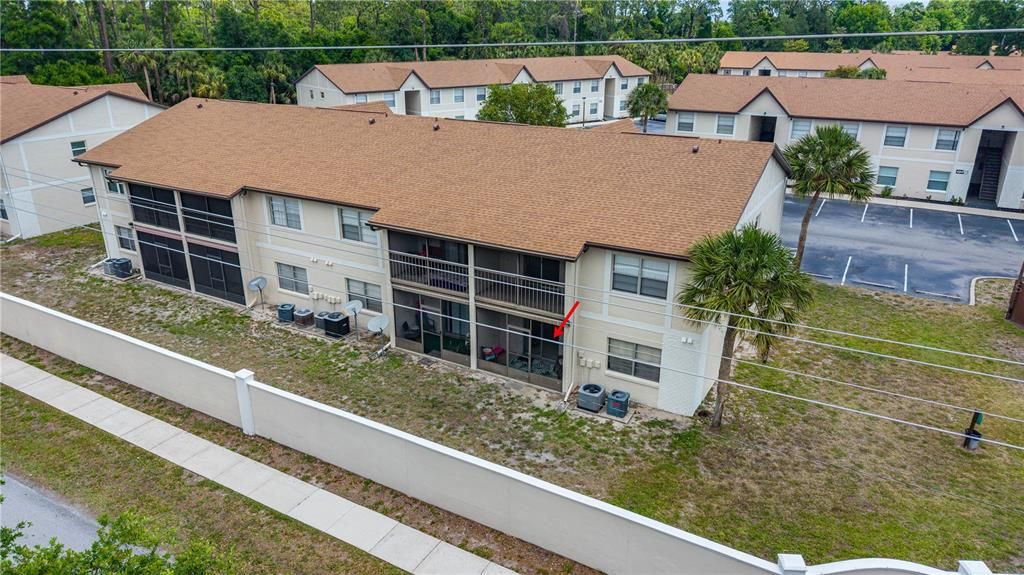 На продажу: $135,000 (2 спален, 2 ванн, 922 Квадратных фут)