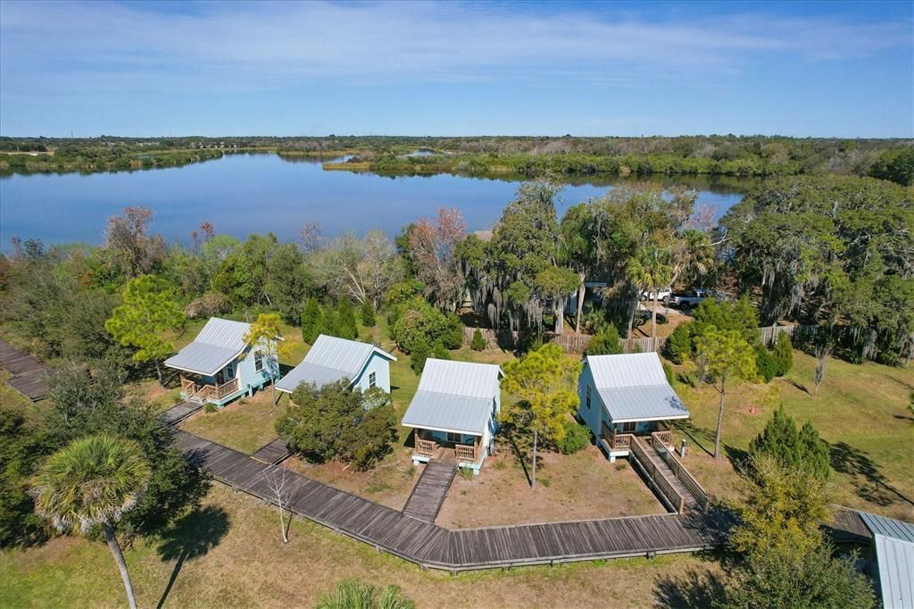 Activo con contrato: $449,000 (3 camas, 2 baños, 1983 Pies cuadrados)