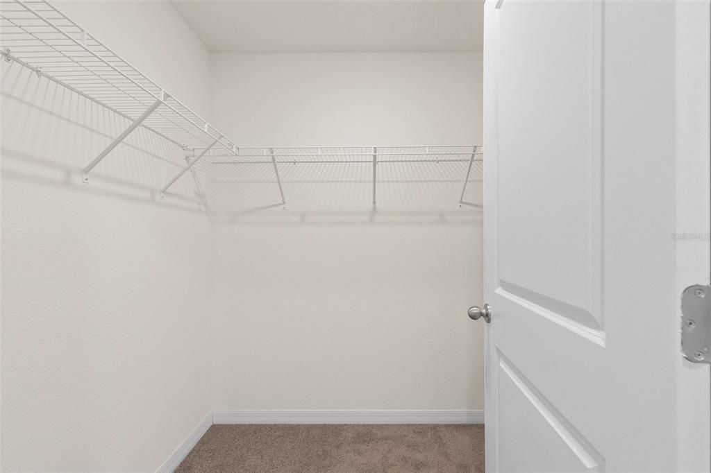 For Sale: $329,900 (3 beds, 2 baths, 1690 Square Feet)