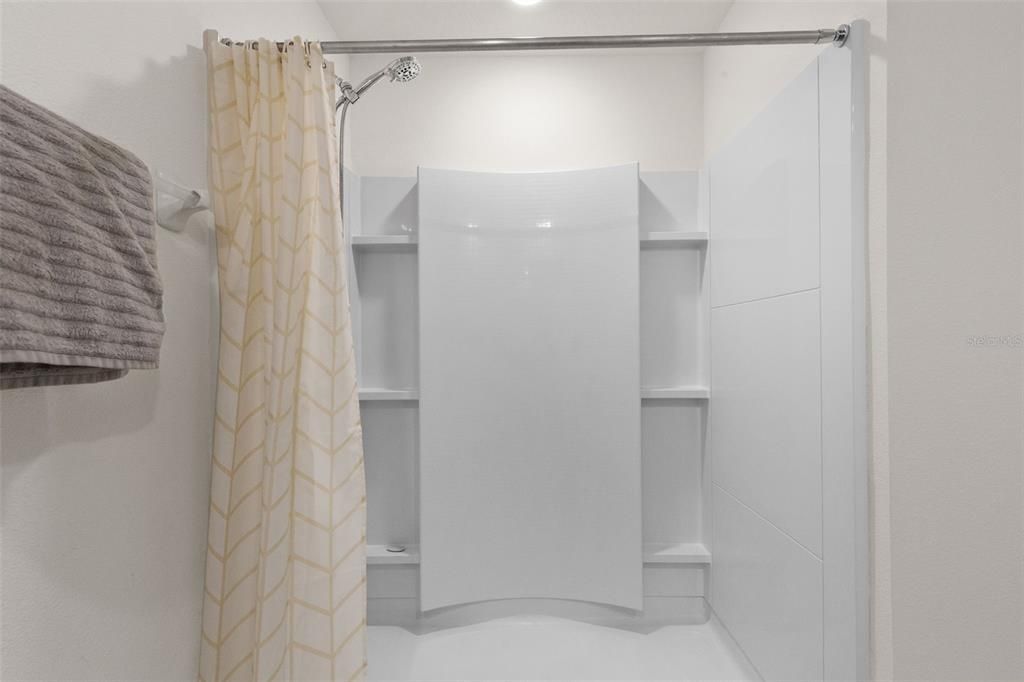 For Sale: $329,900 (3 beds, 2 baths, 1690 Square Feet)