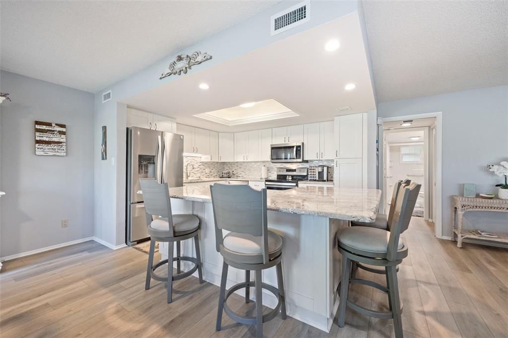 For Sale: $275,000 (2 beds, 2 baths, 1516 Square Feet)