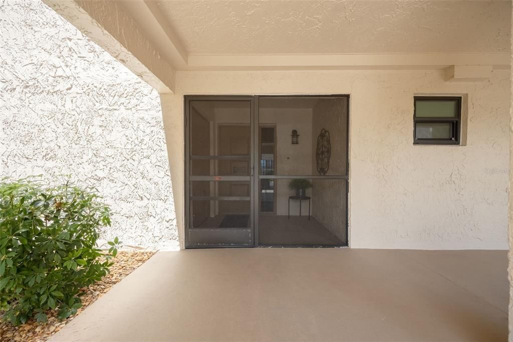 For Sale: $275,000 (2 beds, 2 baths, 1516 Square Feet)