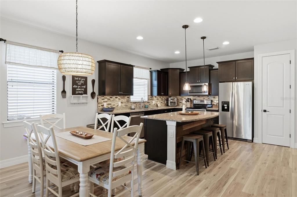 For Sale: $374,000 (3 beds, 2 baths, 1955 Square Feet)