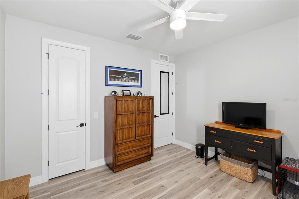 For Sale: $374,000 (3 beds, 2 baths, 1955 Square Feet)