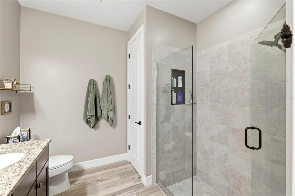 For Sale: $374,000 (3 beds, 2 baths, 1955 Square Feet)