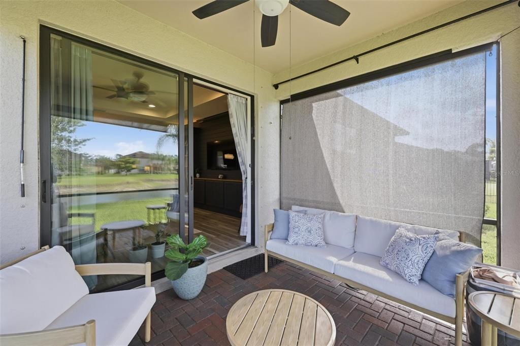 For Sale: $374,000 (3 beds, 2 baths, 1955 Square Feet)