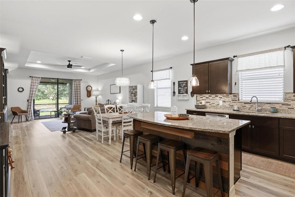 For Sale: $374,000 (3 beds, 2 baths, 1955 Square Feet)
