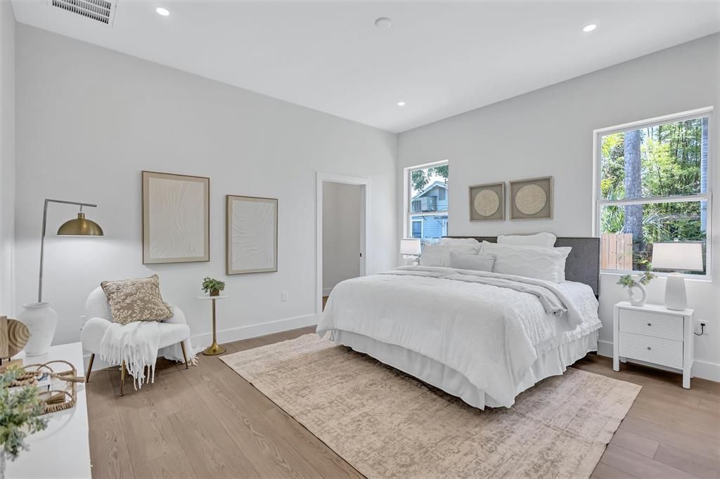 En Venta: $759,000 (4 camas, 2 baños, 1860 Pies cuadrados)