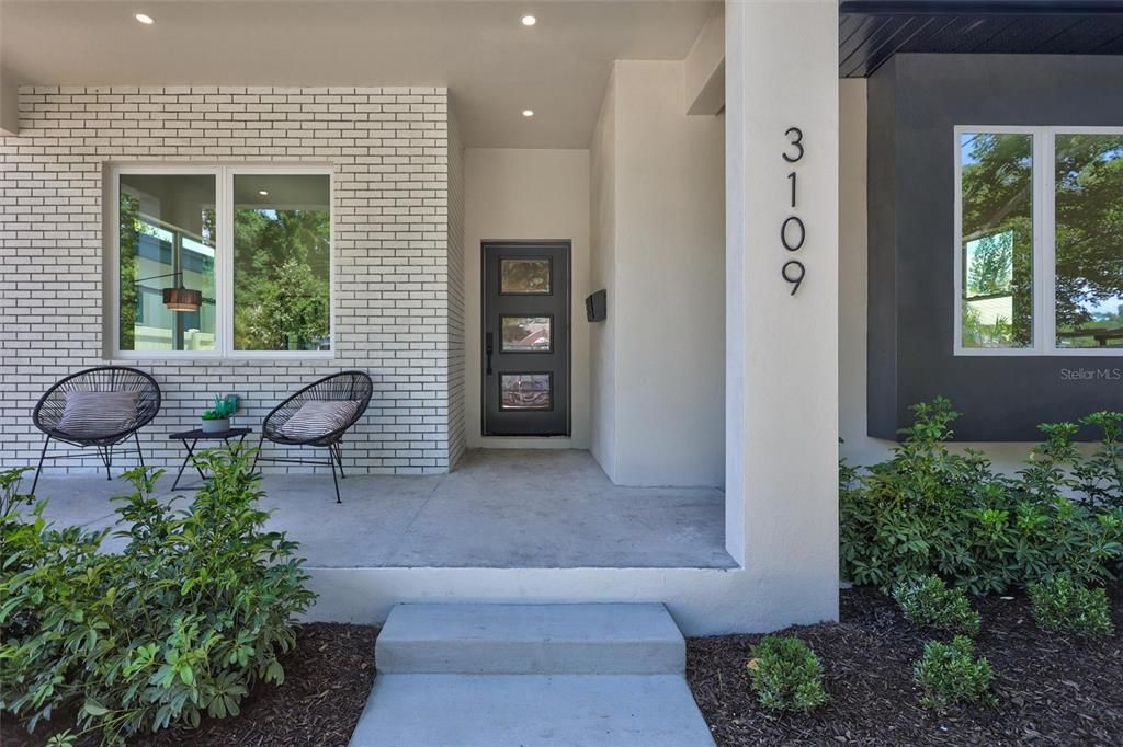 En Venta: $759,000 (4 camas, 2 baños, 1860 Pies cuadrados)