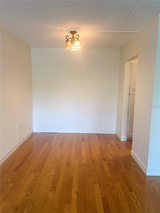 В аренду: $2,200 (2 спален, 2 ванн, 936 Квадратных фут)