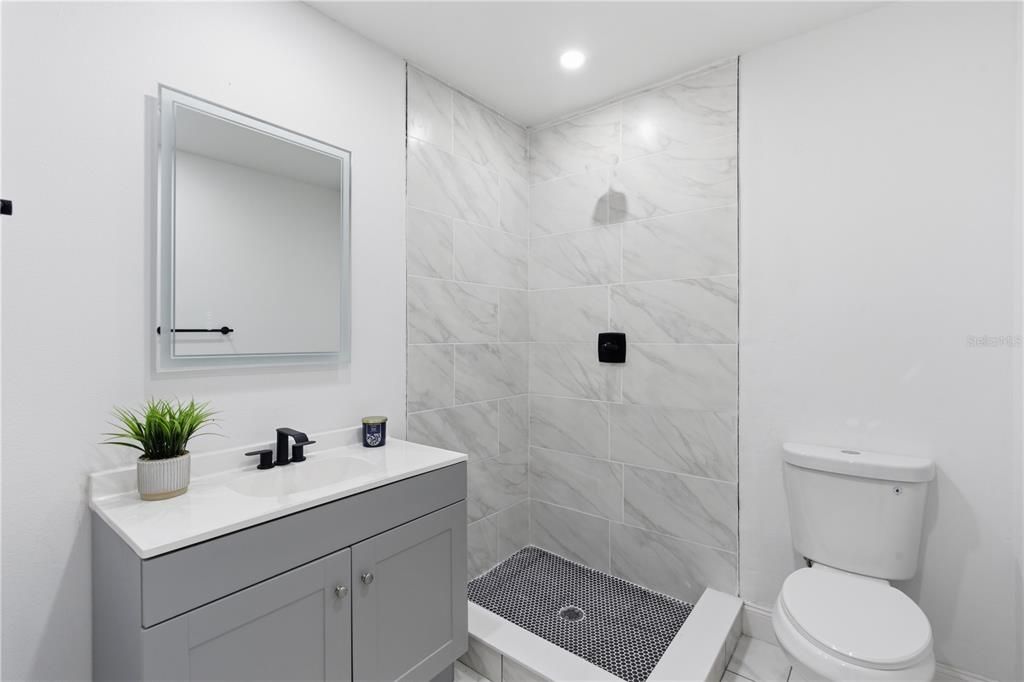 For Sale: $445,900 (4 beds, 3 baths, 1238 Square Feet)