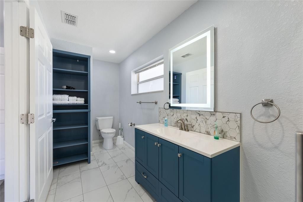 For Sale: $385,000 (3 beds, 2 baths, 2116 Square Feet)