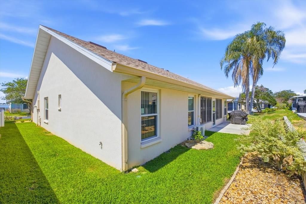 For Sale: $279,000 (3 beds, 2 baths, 1727 Square Feet)