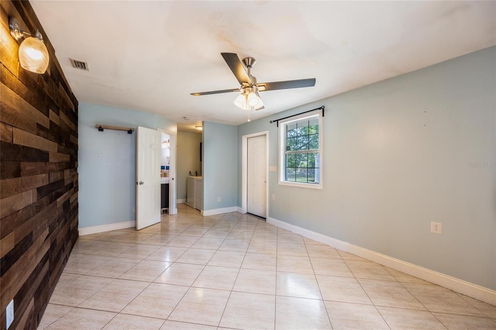 For Sale: $319,000 (3 beds, 2 baths, 1400 Square Feet)