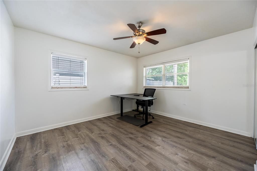 For Sale: $319,000 (3 beds, 2 baths, 1400 Square Feet)