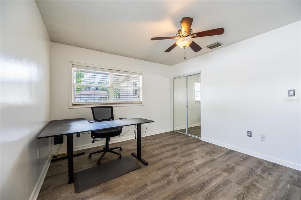 For Sale: $319,000 (3 beds, 2 baths, 1400 Square Feet)
