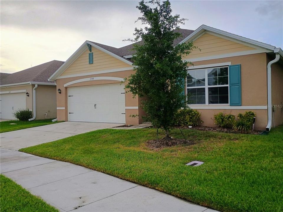 For Rent: $2,700 (4 beds, 2 baths, 1815 Square Feet)