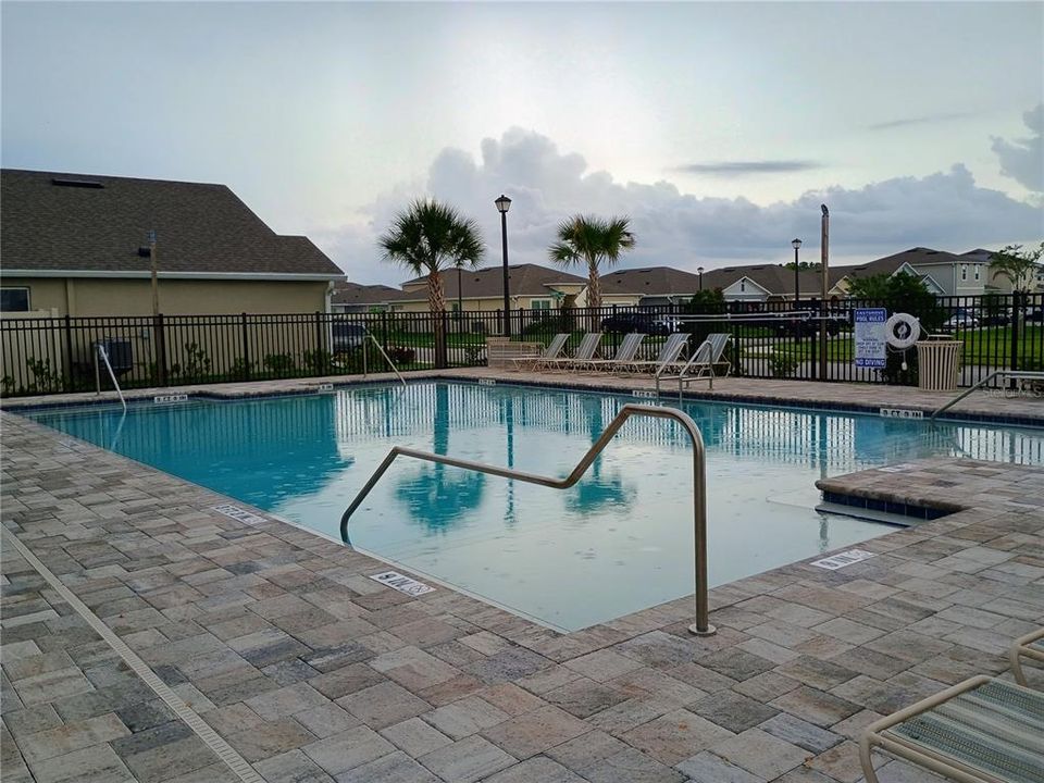 For Rent: $2,700 (4 beds, 2 baths, 1815 Square Feet)