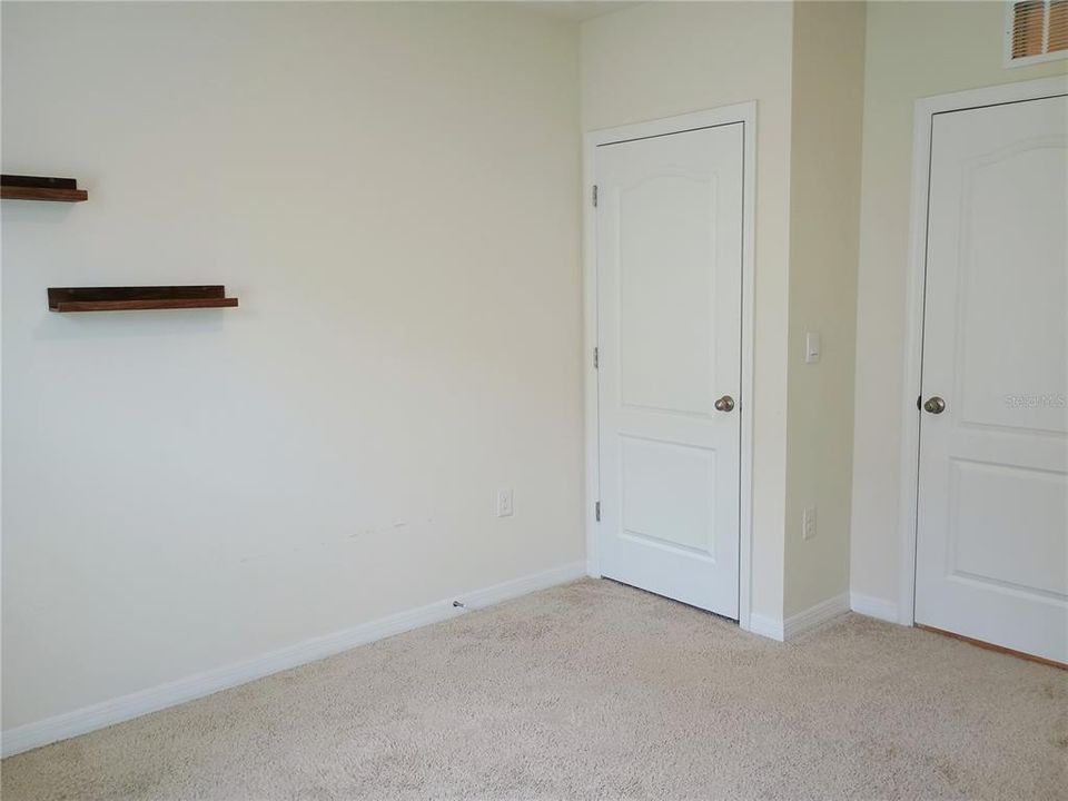 For Rent: $2,700 (4 beds, 2 baths, 1815 Square Feet)