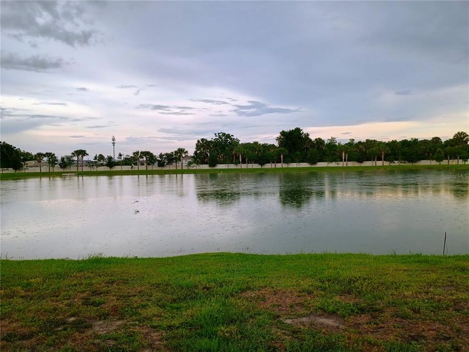 For Rent: $2,700 (4 beds, 2 baths, 1815 Square Feet)