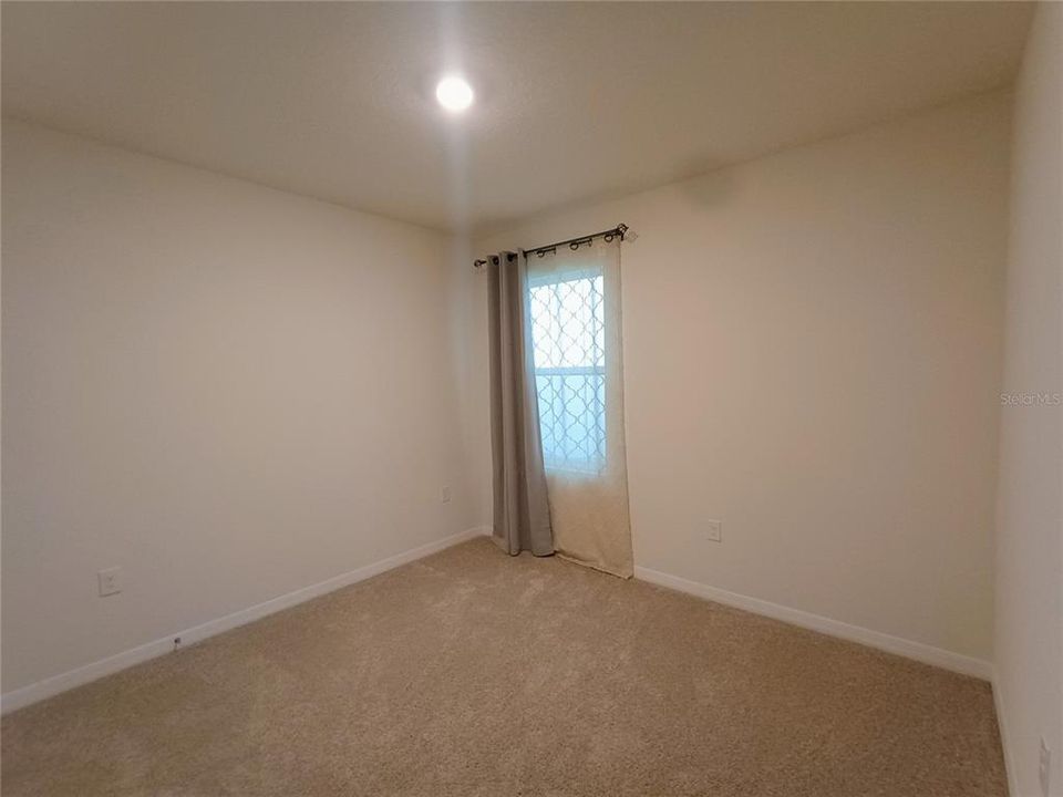 For Rent: $2,700 (4 beds, 2 baths, 1815 Square Feet)