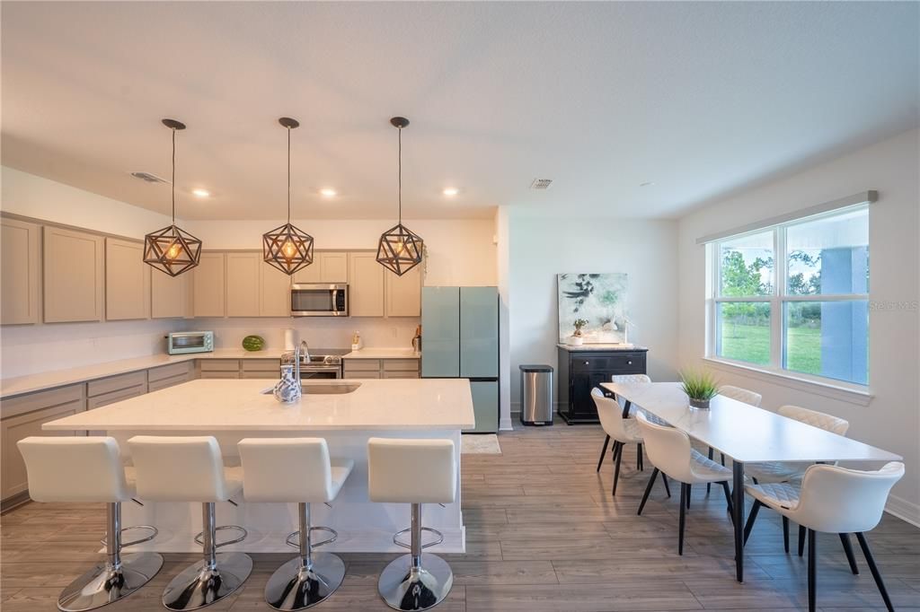 For Sale: $449,900 (4 beds, 3 baths, 2486 Square Feet)