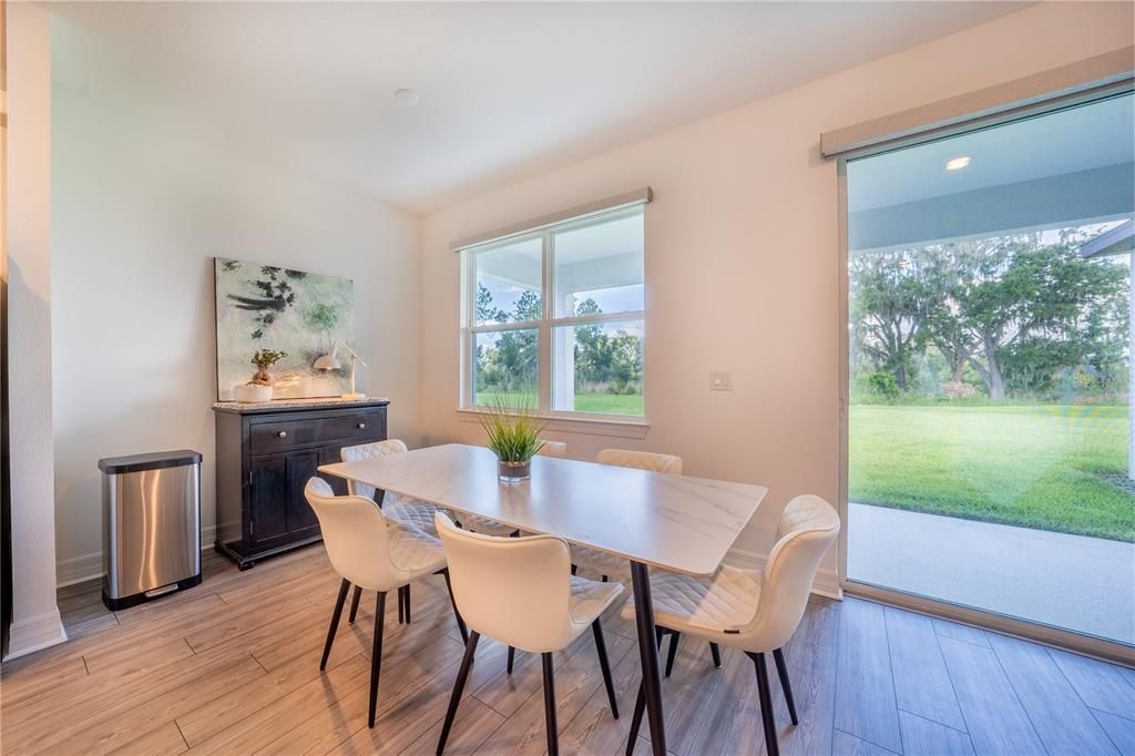 For Sale: $449,900 (4 beds, 3 baths, 2486 Square Feet)