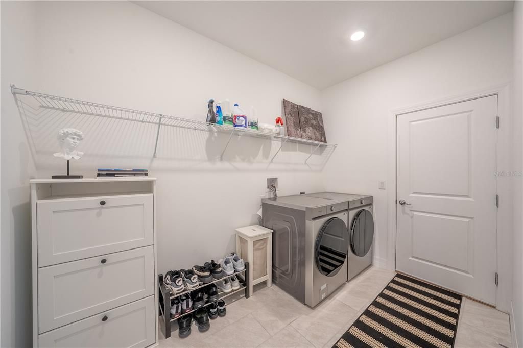 For Sale: $449,900 (4 beds, 3 baths, 2486 Square Feet)