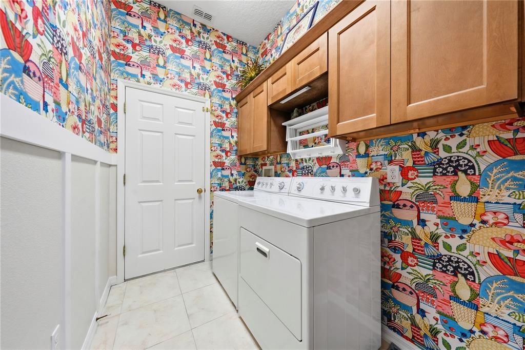 En Venta: $459,900 (3 camas, 2 baños, 2228 Pies cuadrados)