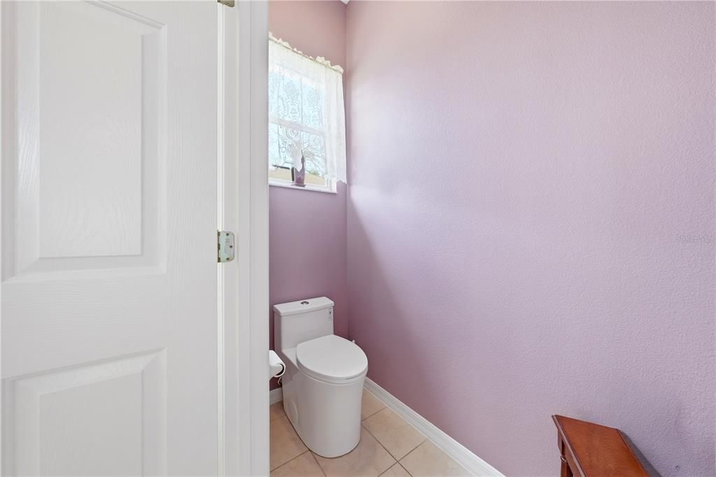 En Venta: $459,900 (3 camas, 2 baños, 2228 Pies cuadrados)