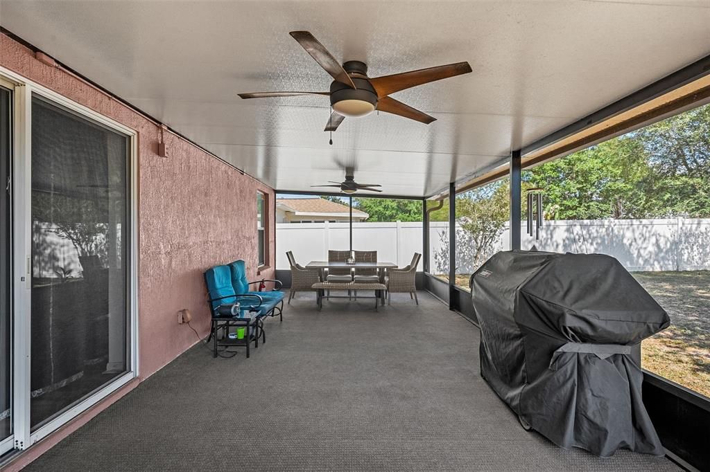 For Sale: $355,000 (3 beds, 2 baths, 1596 Square Feet)