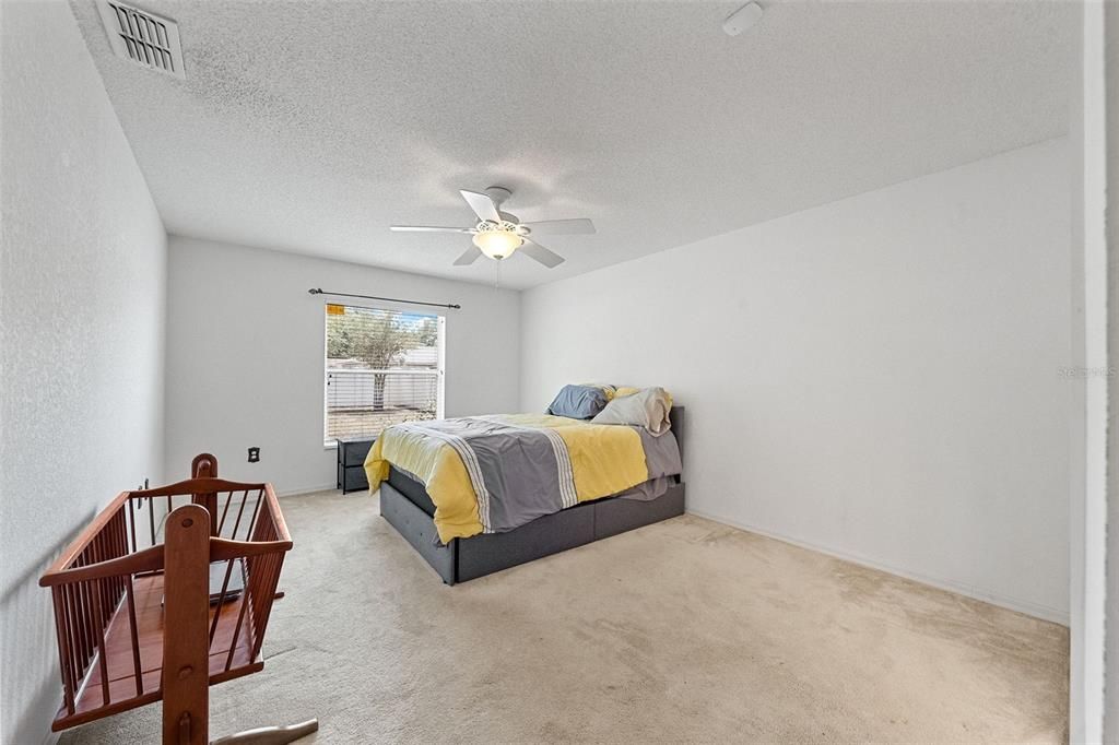 For Sale: $355,000 (3 beds, 2 baths, 1596 Square Feet)