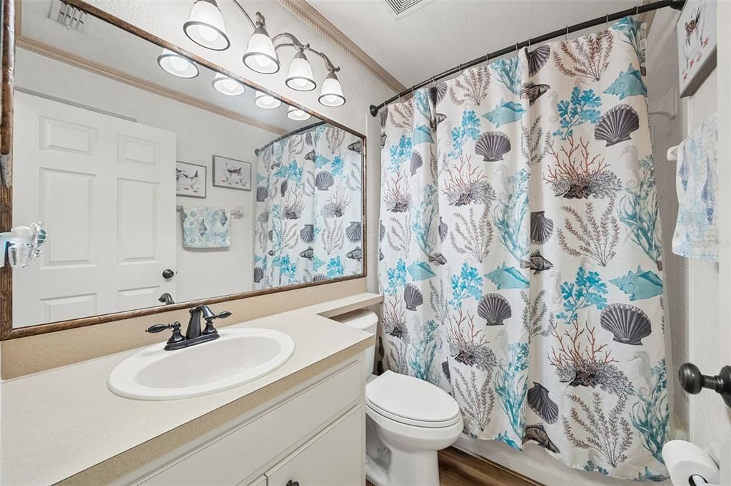 For Sale: $355,000 (3 beds, 2 baths, 1596 Square Feet)