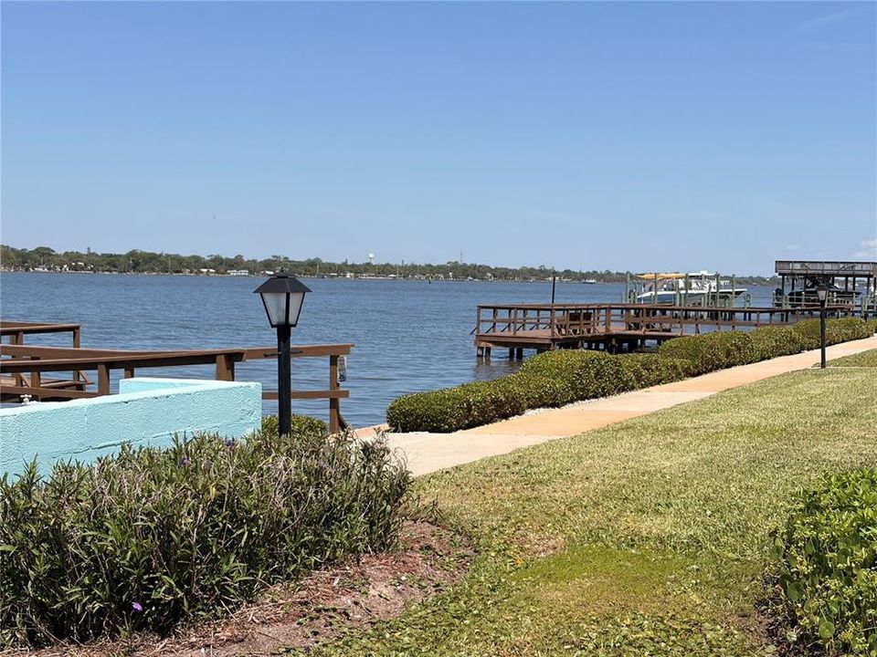 For Rent: $1,250 (1 beds, 1 baths, 612 Square Feet)