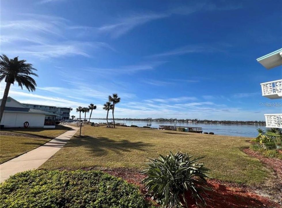 For Rent: $1,250 (1 beds, 1 baths, 612 Square Feet)